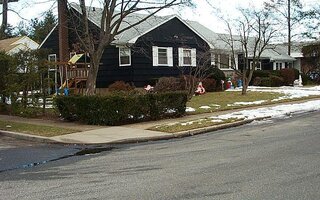 1547 Cleveland Ave, East Meadow, NY 11554