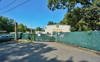 155 Clay Pit Rd, Staten Island, NY 10309