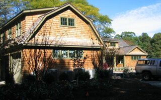 155 Royston Ln, Oyster Bay, NY 11771