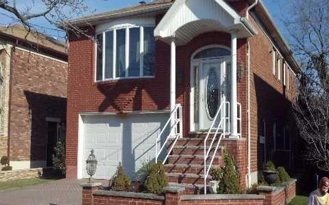 156-23 86th St, Howard Beach, NY 11414