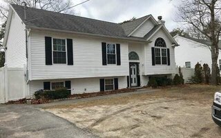 156 Mastic Beach Rd, Mastic Beach, NY 11951
