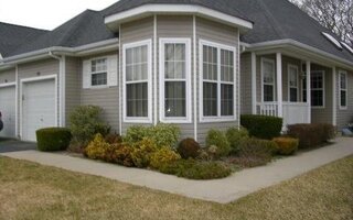 157 Scenic Lake Dr, Riverhead, NY 11901