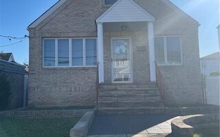 158-11 96th St, Howard Beach, NY 11414