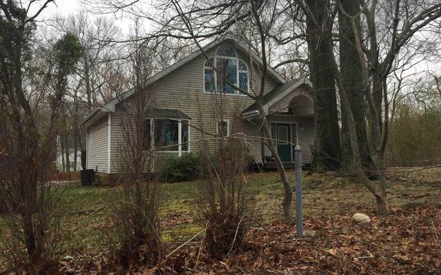 158 Sheep Pasture Rd, Port Jefferson, NY 11777