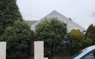16 Shelley St, Freeport, NY 11520