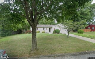 16 Thomas St, Coram, NY 11727