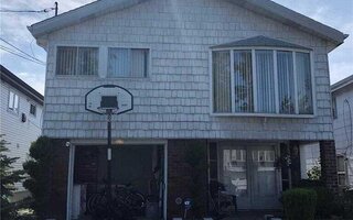 160-14 86th St, Howard Beach, NY 11414