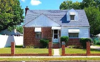 160 Lawrence St, Uniondale, NY 11553