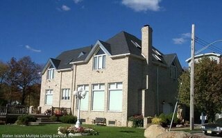 161 Boardwalk Ave, Staten Island, NY 10312