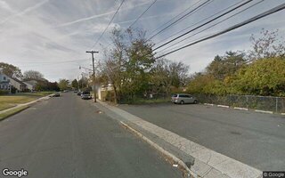 161 Sherbrooke Rd, Lindenhurst, NY 11757