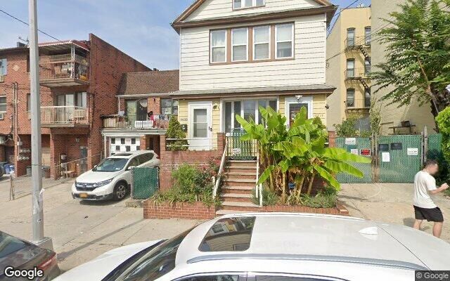 162-11 45th Ave, Flushing, NY 11358