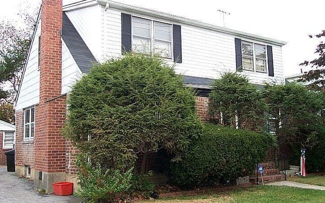 162 Dutch Broadway, Elmont, NY 11003