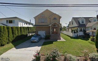 162 Park Ave, New Hyde Park, NY 11040
