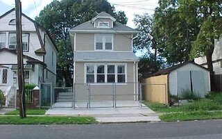 164-57 109th Ave, Jamaica, NY 11433