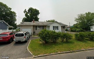 164 Hancock St, Brentwood, NY 11717