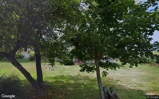 164 Shore Rd E, Mount Sinai, NY 11766