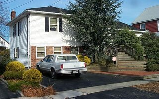 166 W Windsor Pkwy, Oceanside, NY 11572