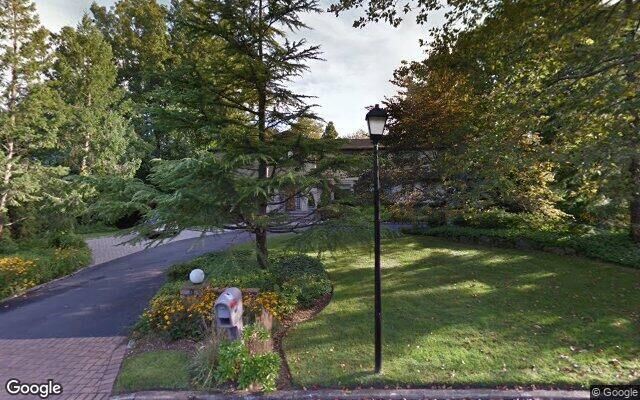 17 A Threepence Dr, Melville, NY 11747