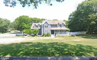 17 Cedar Ave, Medford, NY 11763