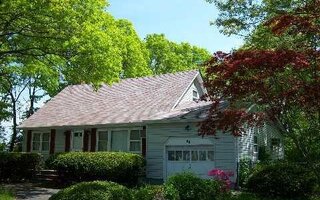 17 Francine Pl, Shirley, NY 11967