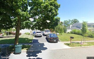 17 Louis Pl, Nesconset, NY 11767