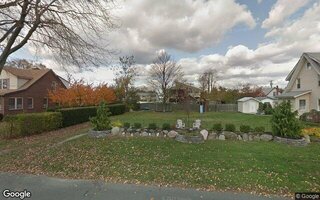 170 38th St, Lindenhurst, NY 11757