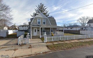 170 Colombo Ave, Copiague, NY 11726