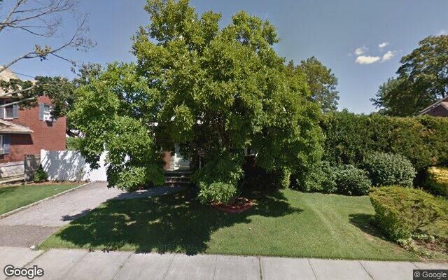 170 N 3rd St, Bethpage, NY 11714