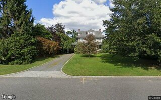 170 S Windsor Ave, Brightwaters, NY 11718
