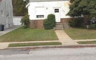 170 Whaley St, Freeport, NY 11520
