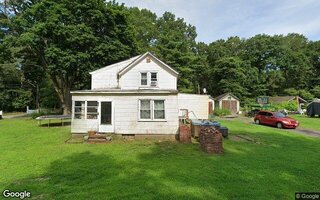 171 Wading River Manor Rd, Manorville, NY 11949