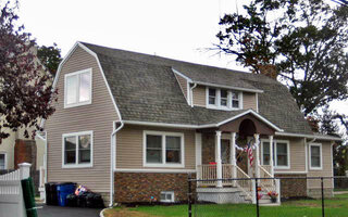 172 N Ocean Ave, Freeport, NY 11520