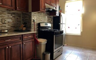 1737 Bleecker St, Ridgewood, NY 11385