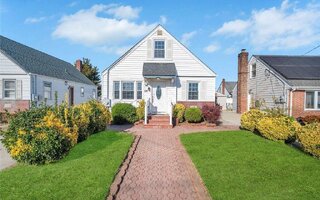 175 E Marshall St, Hempstead, NY 11550