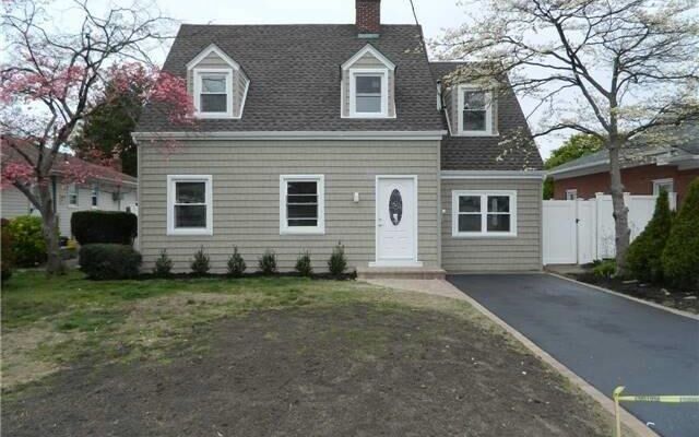 175 N Windhorst Ave, Bethpage, NY 11714