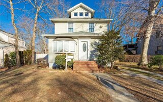 176 Evans Ave, Freeport, NY 11520