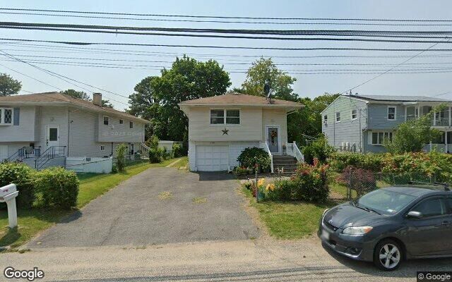 1768 Stein Dr, Bay Shore, NY 11706