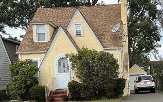 179 Crowell St, Hempstead, NY 11550