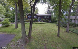 179 Vineyard Rd, Huntington, NY 11743