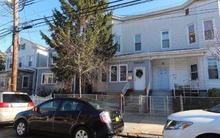 18-17 125th St, College Point, NY 11356