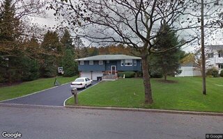 18 Butterfield Dr, Greenlawn, NY 11740