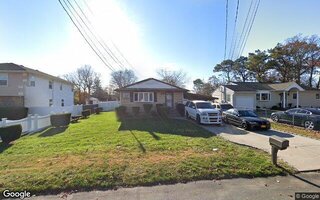 18 Mathews Ave, West Babylon, NY 11704