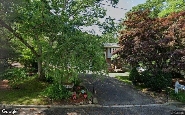 18 San Juan Dr, Ronkonkoma, NY 11779