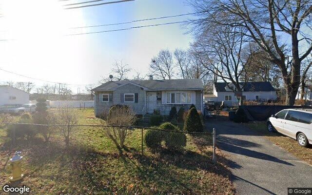 18 Winter Ave, Wyandanch, NY 11798