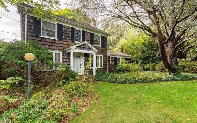 1800 Sound Ave, Mattituck, NY 11952 (Yard)