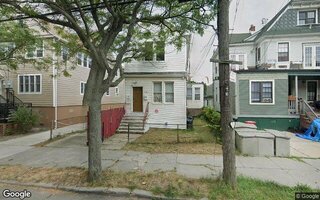 182 Beach 92nd St, Far Rockaway, NY 11693