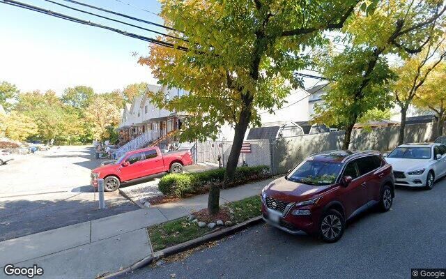 182 Cody Pl, Staten Island, NY 10312