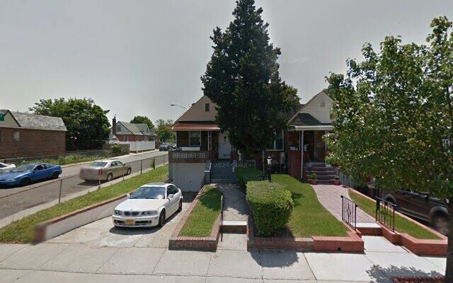 183-64 Dunlop Ave, Saint Albans, NY 11412