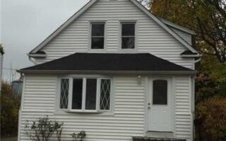 183 Perry St, Hempstead, NY 11550
