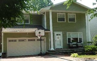183 Soundview Dr, Port Washington, NY 11050